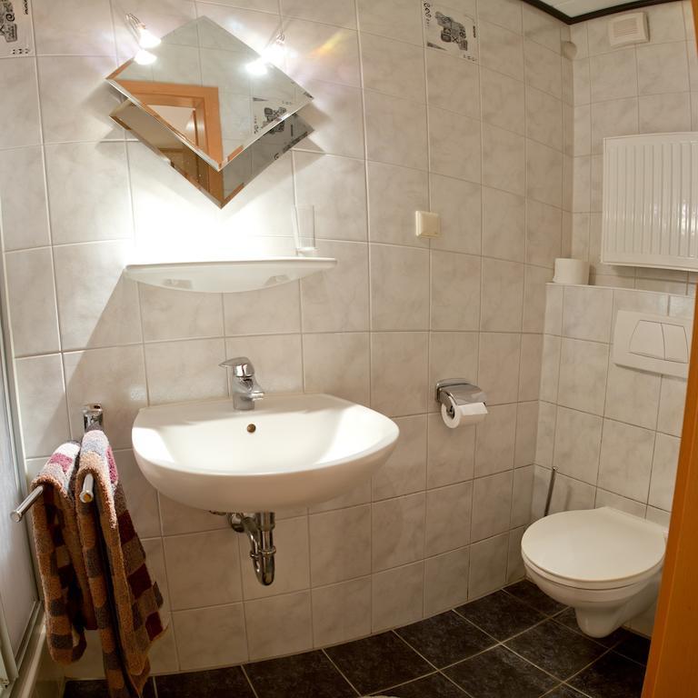 Almehof Thöne Bueren  Zimmer foto